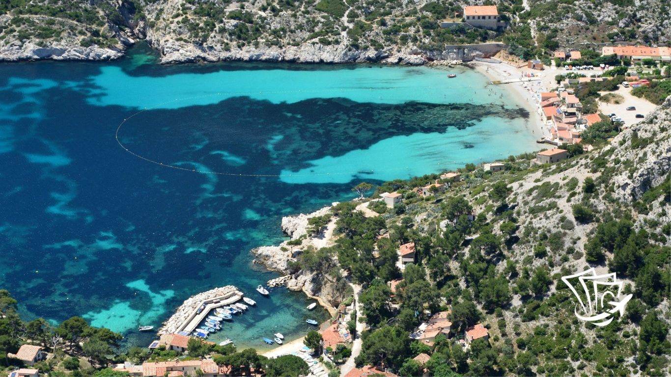 Calanques, Francia - 10 posti più belli al mondo | Rimborso al Volo